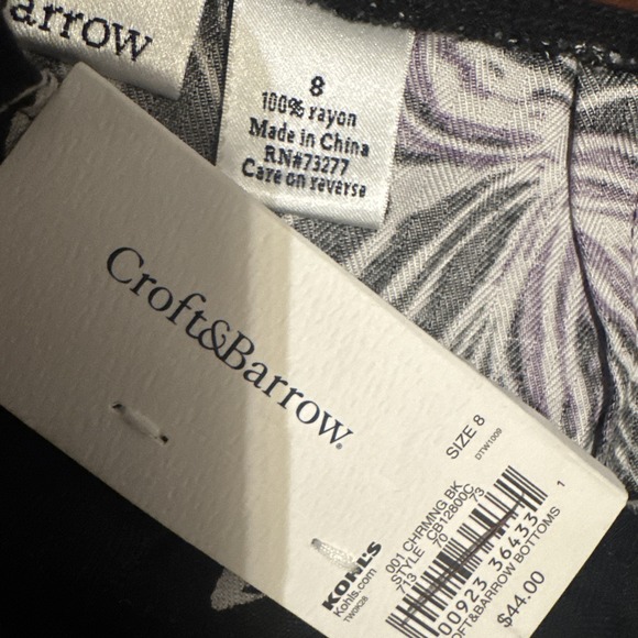 NWT Croft & Barrow Black Floral Rayon A‑Line Skirt‎ Women's Size 8 Midi Print - Picture 2 of 5